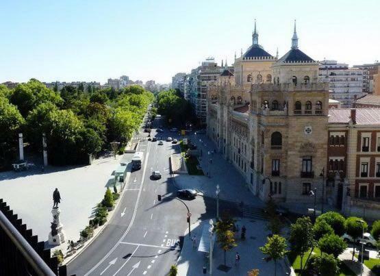 Espacios Blanco Santiago - Con Parking. Apartment Valladolid Luaran gambar